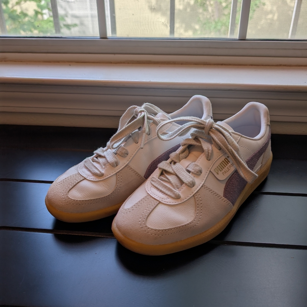 Puma Women’s Sneakers in White, Light Purple, Tan Gum Sole